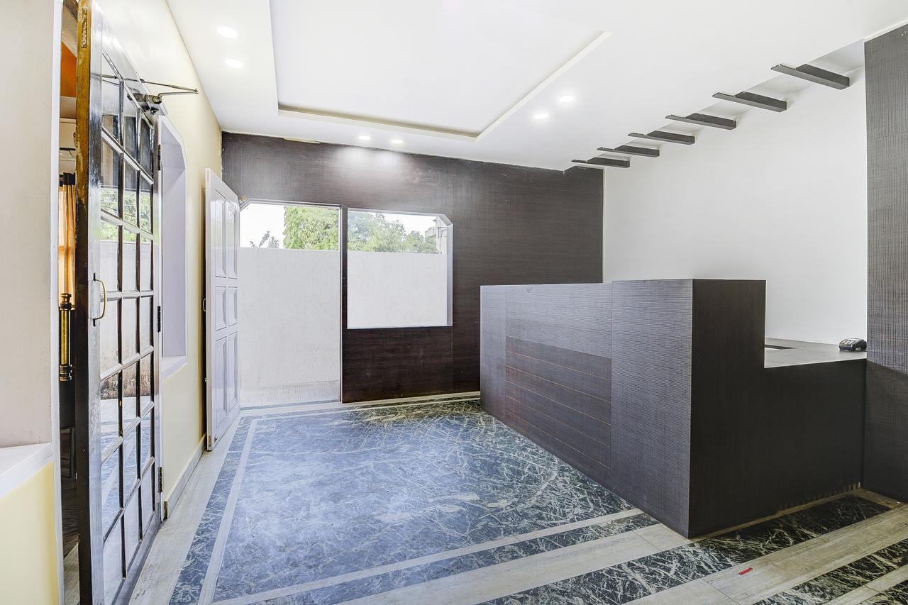 Oyo 13521 Sudhriti Hotel Siliguri Exterior foto