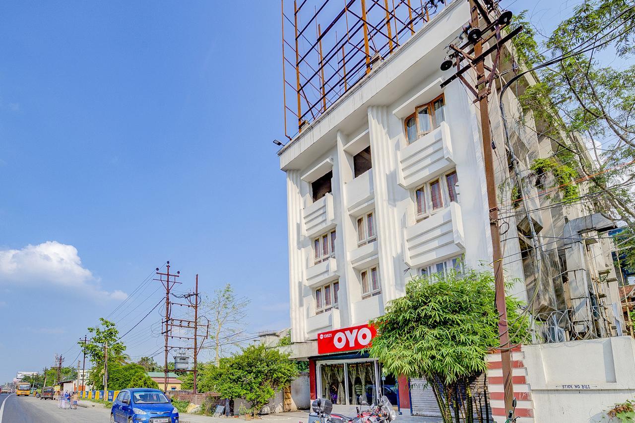 Oyo 13521 Sudhriti Hotel Siliguri Exterior foto
